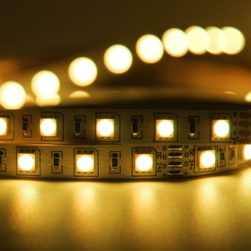 Tira led 5050  con recubrimiento color blanco calido